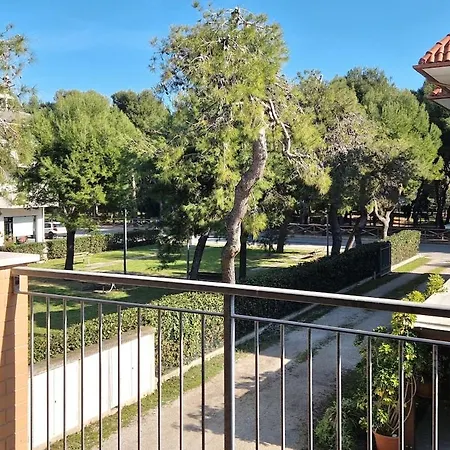 Apartamento Second Row To The Sea Wi-fi Ac Parking Pinewood Porto SantʼElpidio
